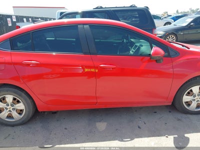 2018 CHEVROLET CRUZE 13
