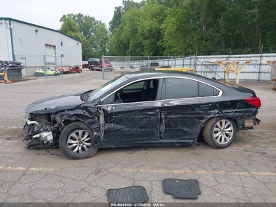 SUBARU LEGACY
