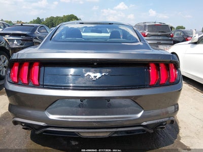 FORD MUSTANG