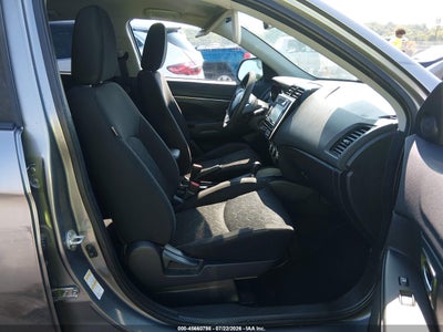 MITSUBISHI OUTLANDER SPORT