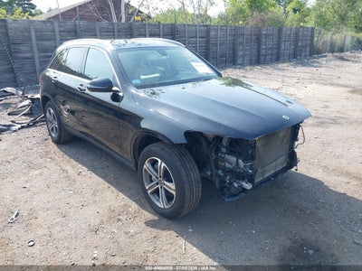 MERCEDES-BENZ GLC 300