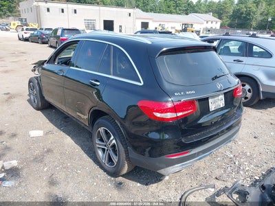 MERCEDES-BENZ GLC 300