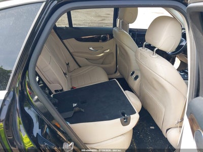 MERCEDES-BENZ GLC 300