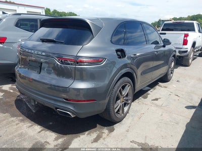PORSCHE CAYENNE