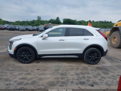 CADILLAC XT4
