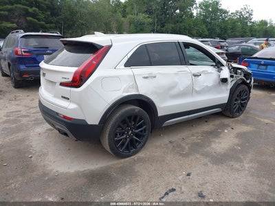 CADILLAC XT4
