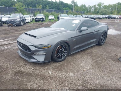 FORD MUSTANG