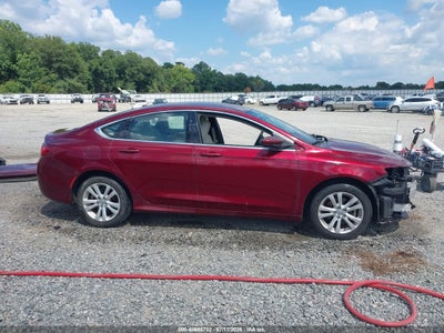 CHRYSLER 200
