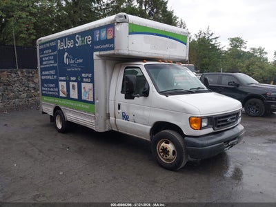 2006 Ford E-450 Cutaway
