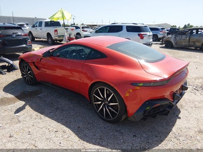 ASTON MARTIN VANTAGE