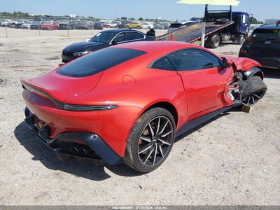 ASTON MARTIN VANTAGE