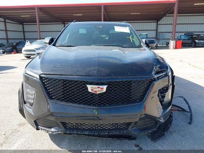 CADILLAC XT4