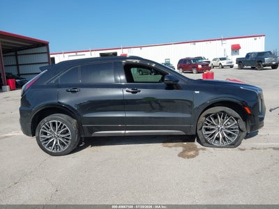 CADILLAC XT4
