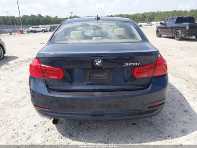 BMW 320I