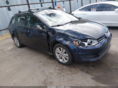 2017 Volkswagen Golf Sportwagen