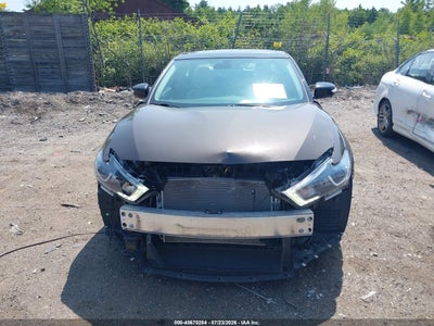 NISSAN MAXIMA