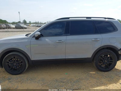 KIA TELLURIDE