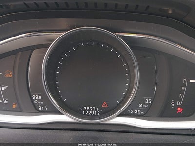 VOLVO V60 CROSS COUNTRY