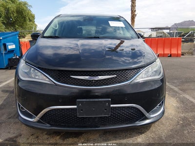 CHRYSLER PACIFICA