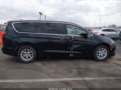 CHRYSLER PACIFICA