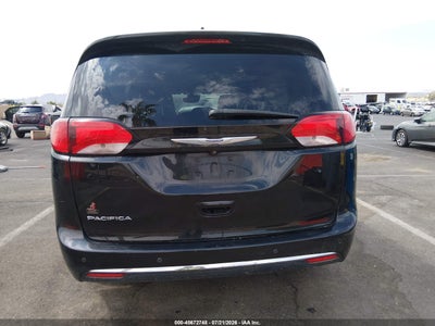 CHRYSLER PACIFICA
