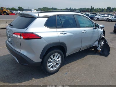 TOYOTA COROLLA CROSS