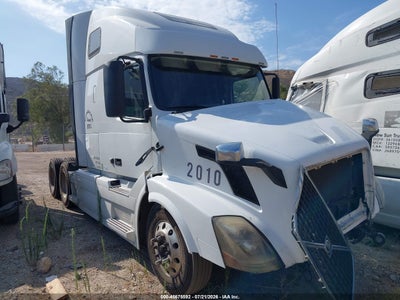 2015 Volvo Vn