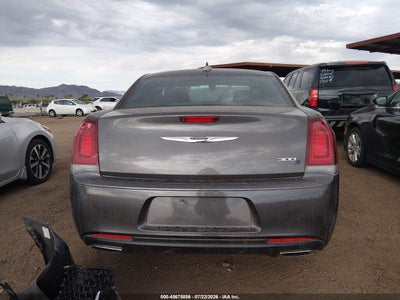 CHRYSLER 300