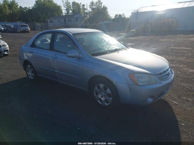 KNAFE121065240486 KIA SPECTRA Photo 1