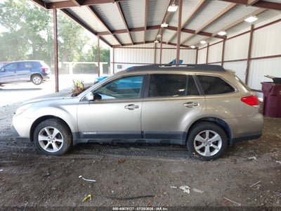 2014 SUBARU OUTBACK 14