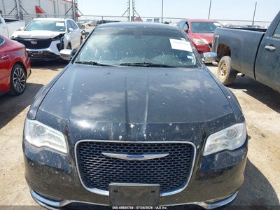 CHRYSLER 300