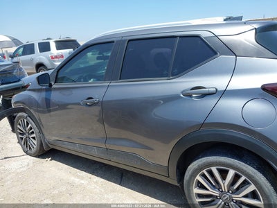 NISSAN KICKS