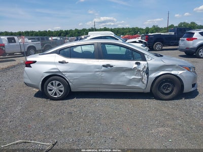 NISSAN VERSA