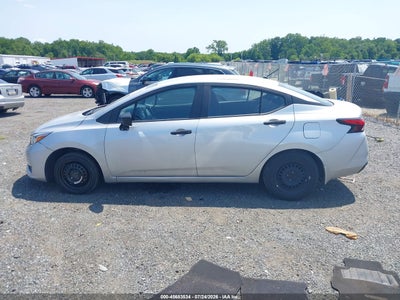 NISSAN VERSA