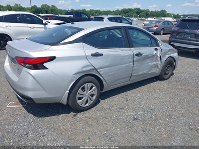 NISSAN VERSA