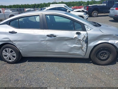 NISSAN VERSA