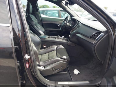 VOLVO XC90 HYBRID