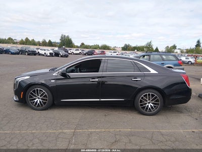 CADILLAC XTS