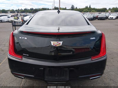 CADILLAC XTS