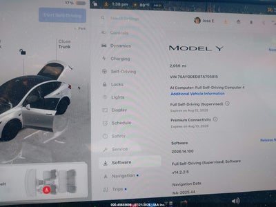 TESLA MODEL Y