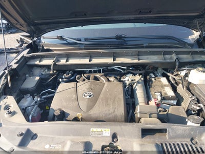 TOYOTA HIGHLANDER