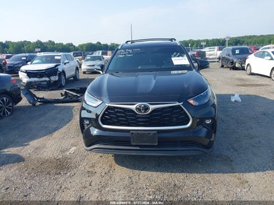 TOYOTA HIGHLANDER