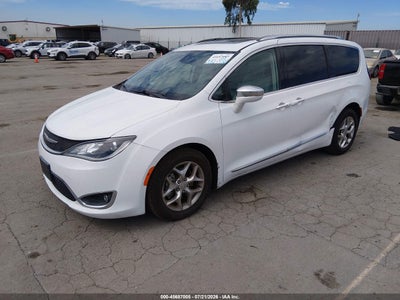 CHRYSLER PACIFICA