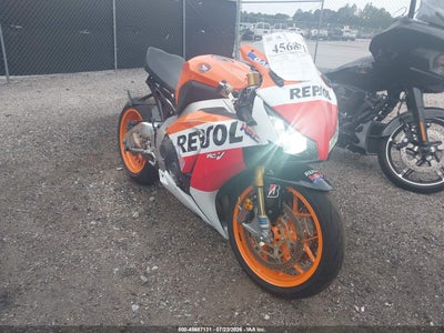 2016 HONDA CBR1000 S