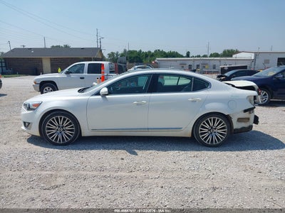 KIA CADENZA