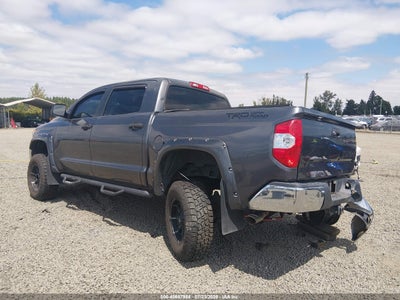 TOYOTA TUNDRA