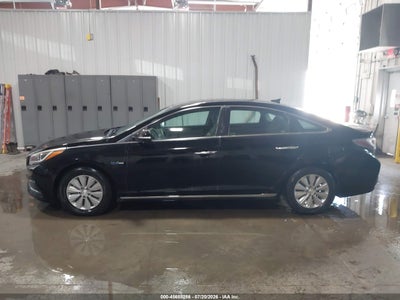 HYUNDAI SONATA HYBRID