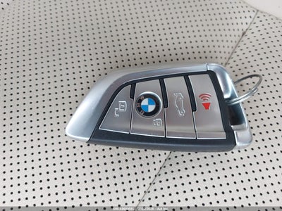 BMW 330E