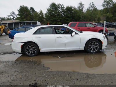 CHRYSLER 300