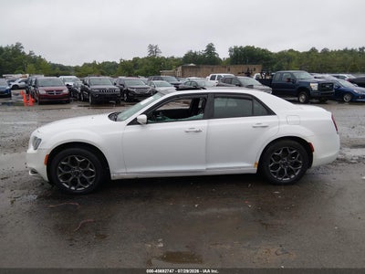 CHRYSLER 300